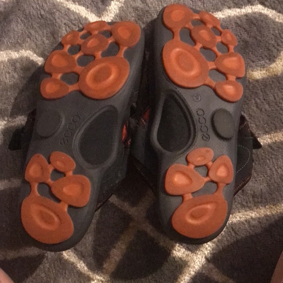 Ecco Men’s slide on shoes. Size 45 (11/11.5)